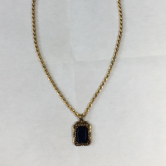 Irish necklace by TARA Gold tone large blue stone - Picture 2 of 8